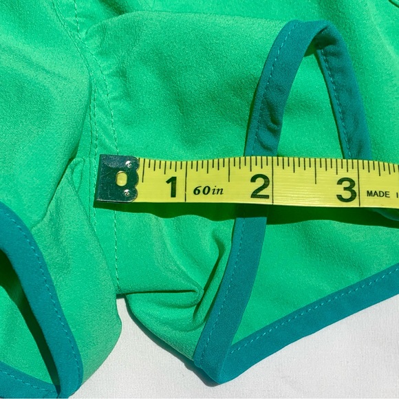 Patagonia Shorts M 2.5” Inseam Green Teal Drawstring Two Tone Pockets - Picture 8 of 8